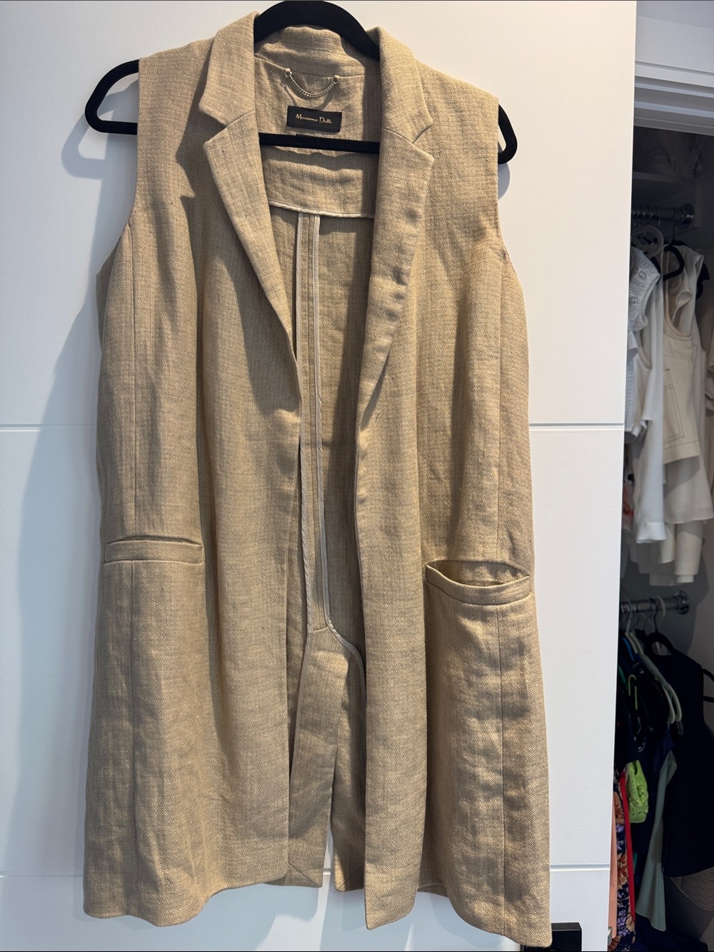 Massimo Dutti Long Sleeveless Linen-Blend Vest in Beige